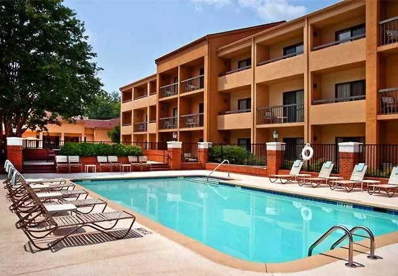 Courtyard Charlotte Southpark Hotel