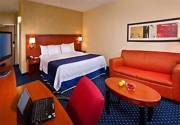 Courtyard Charlotte Southpark Hotel